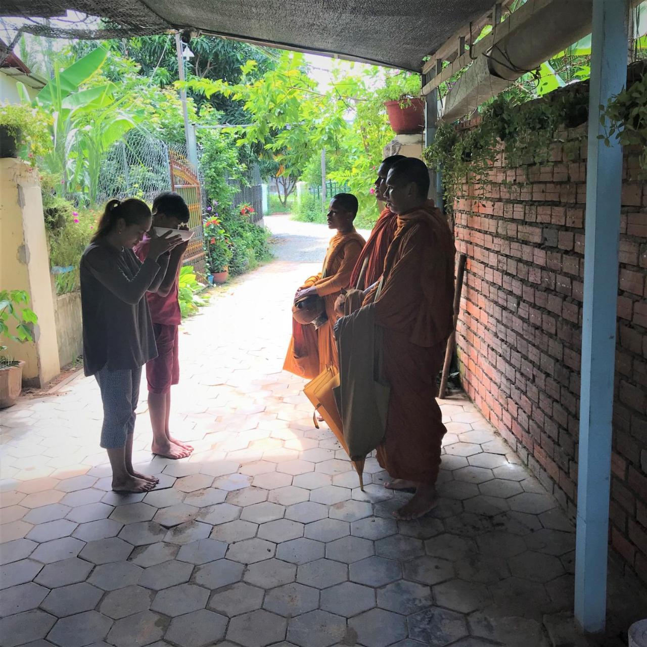 Madam Sokha Homesteading Siem Reap Exterior foto